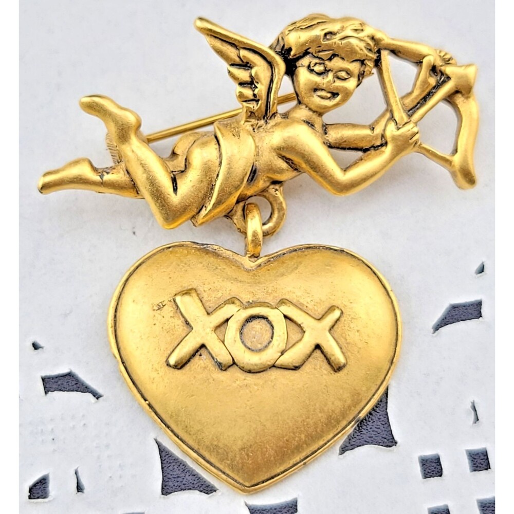 Vintage Signed Danecraft Heart Charm Angel Cherub Gold Tone 1.5" Brooch Pin